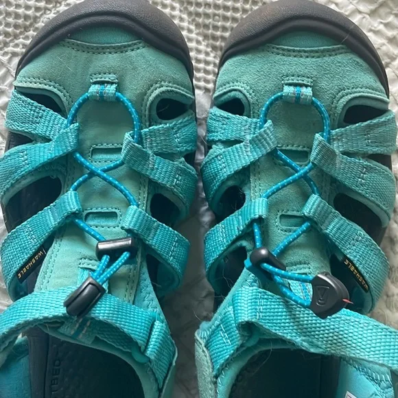 Girls Keen Teal washable hiking sandals size 4 - Picture 6 of 6